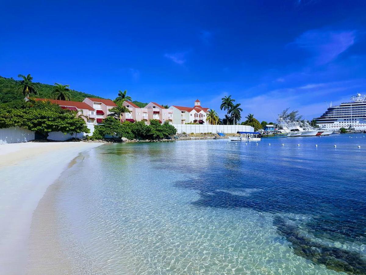 Fisherman'S Point Beach-Front Condomania Ocho Rios Buitenkant foto
